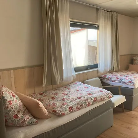 アパート Querhaus