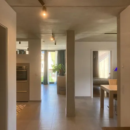 Querhaus アパート Kanzem